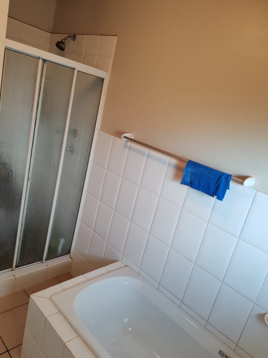 3 Bedroom Property for Sale in Perlemoenbaai Western Cape